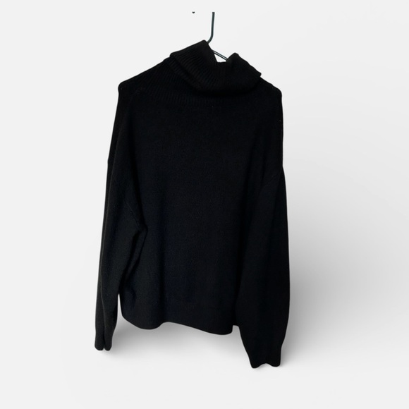 H&M Women's Medium Black Wool Blend Oversized Turtleneck Sweater 90s Minimalist - Picture 5 of 11